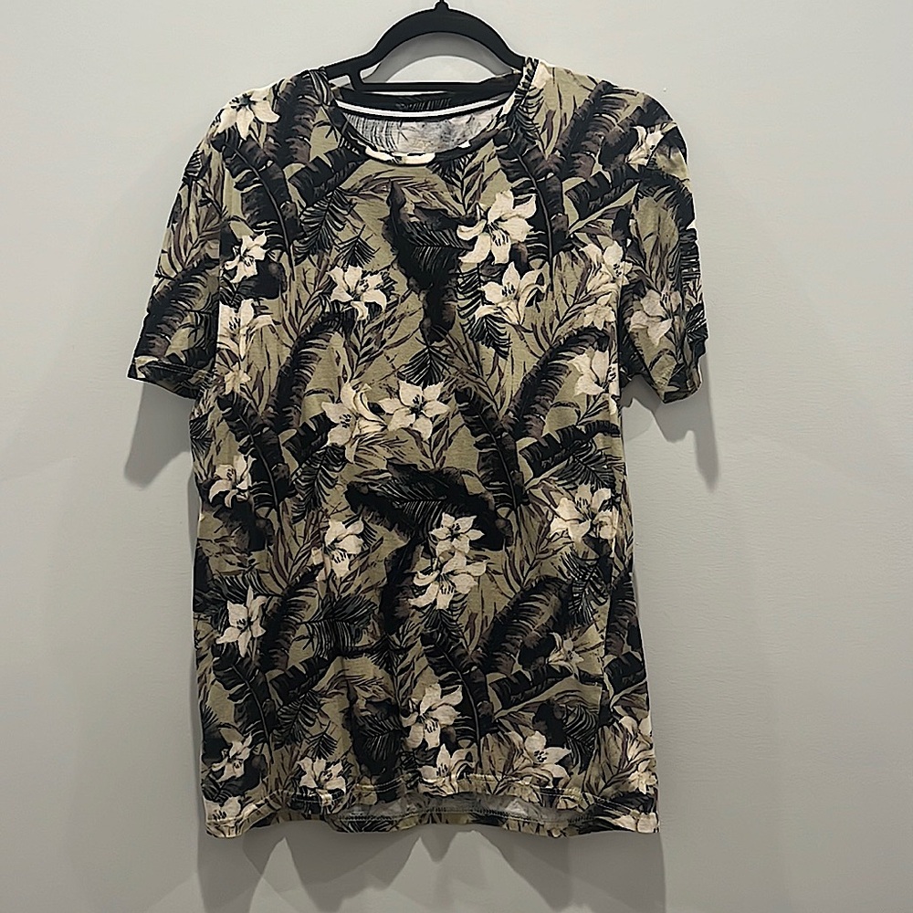 VOYAGE V308- CASCADE MOSS T SHIRT 100% COTTON MEDIUM
